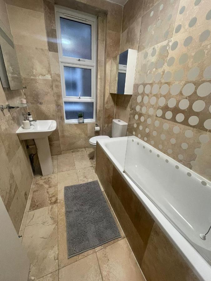 Contemporary Private Rooms Near Central Londra Dış mekan fotoğraf