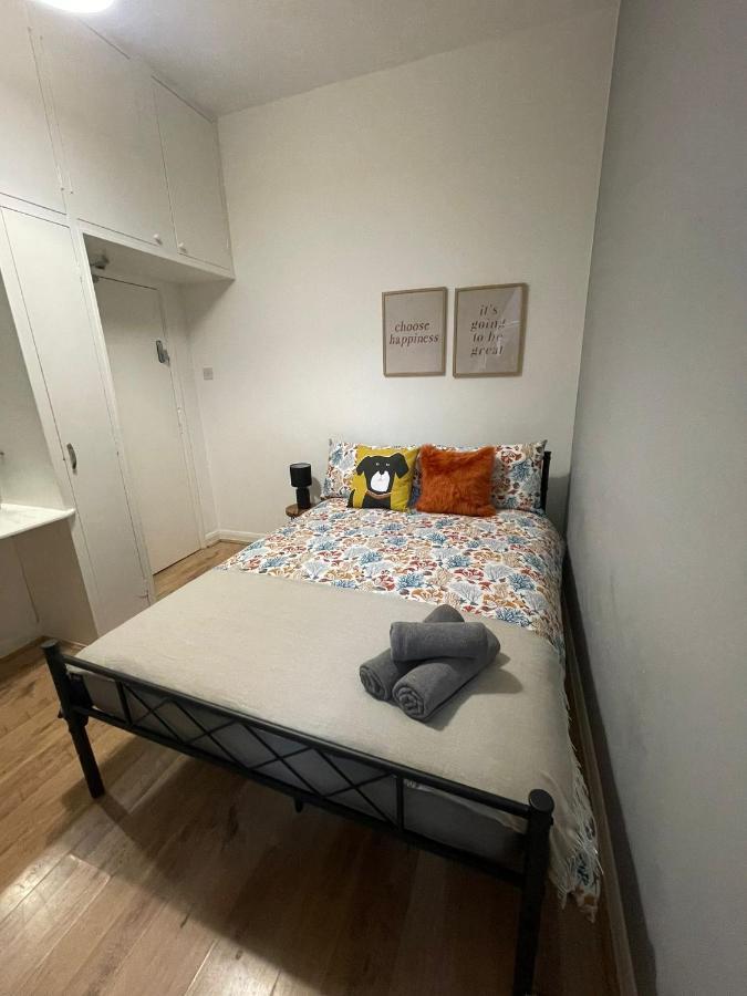 Contemporary Private Rooms Near Central Londra Dış mekan fotoğraf