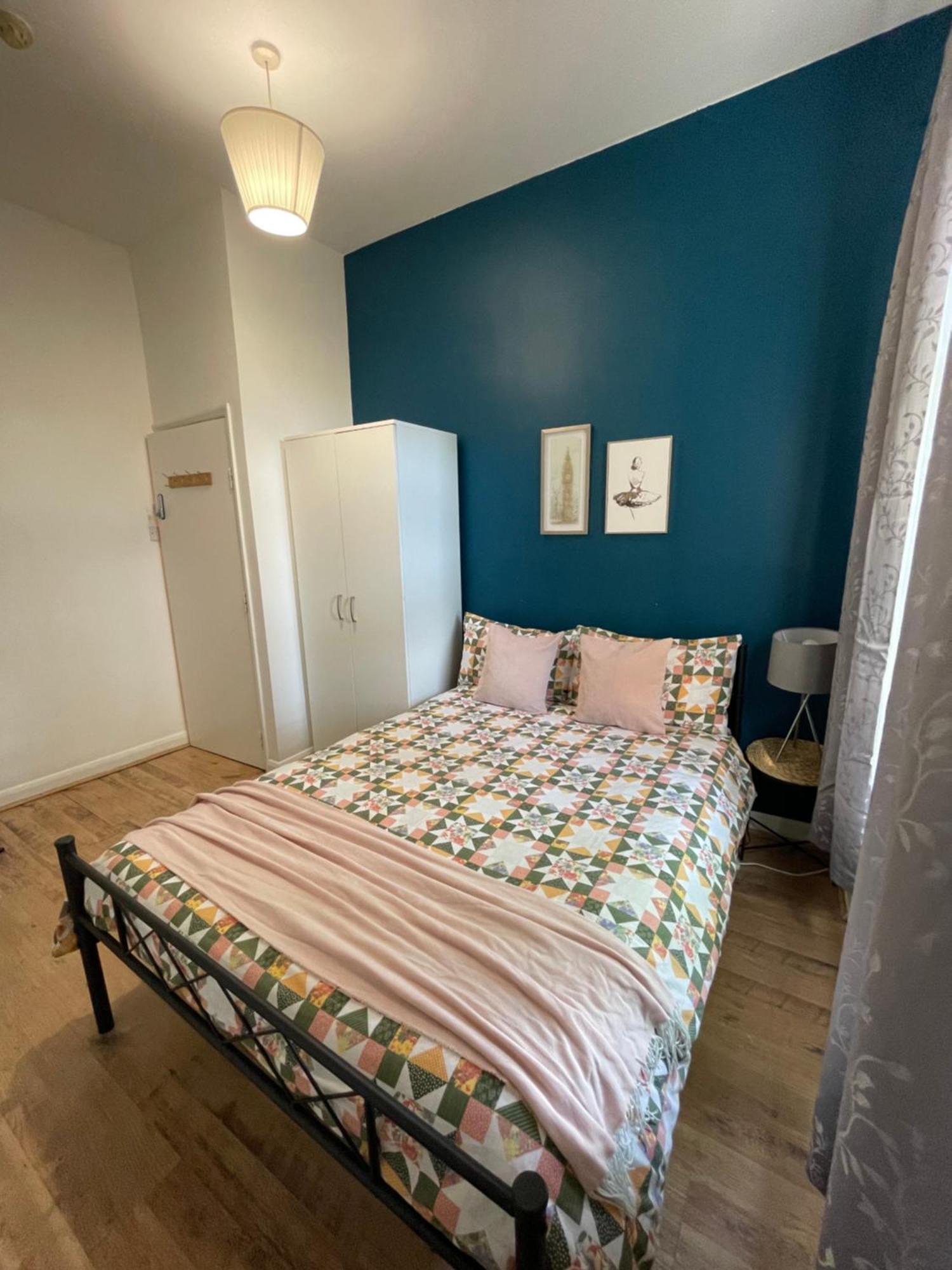 Contemporary Private Rooms Near Central Londra Dış mekan fotoğraf