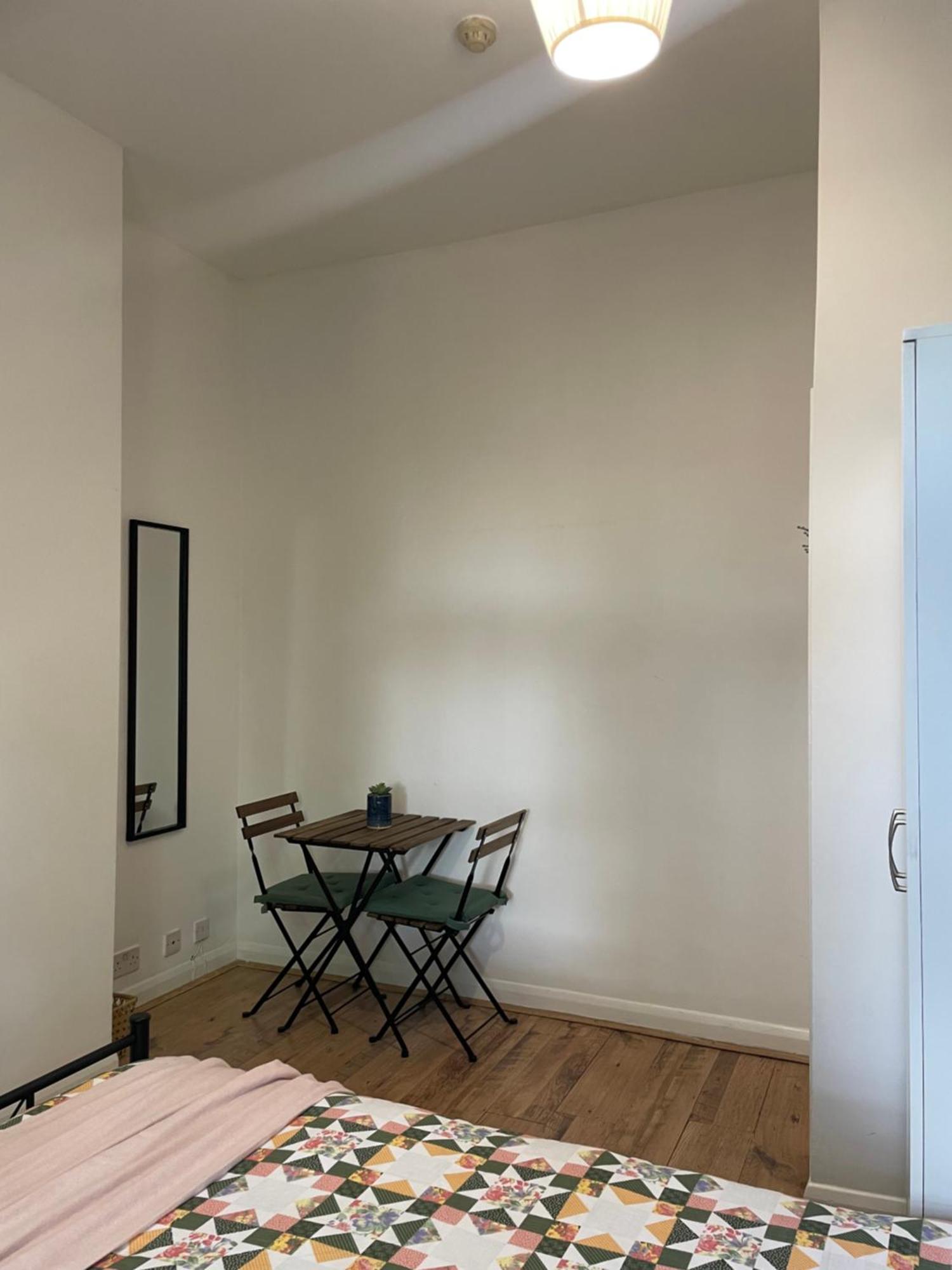 Contemporary Private Rooms Near Central Londra Dış mekan fotoğraf