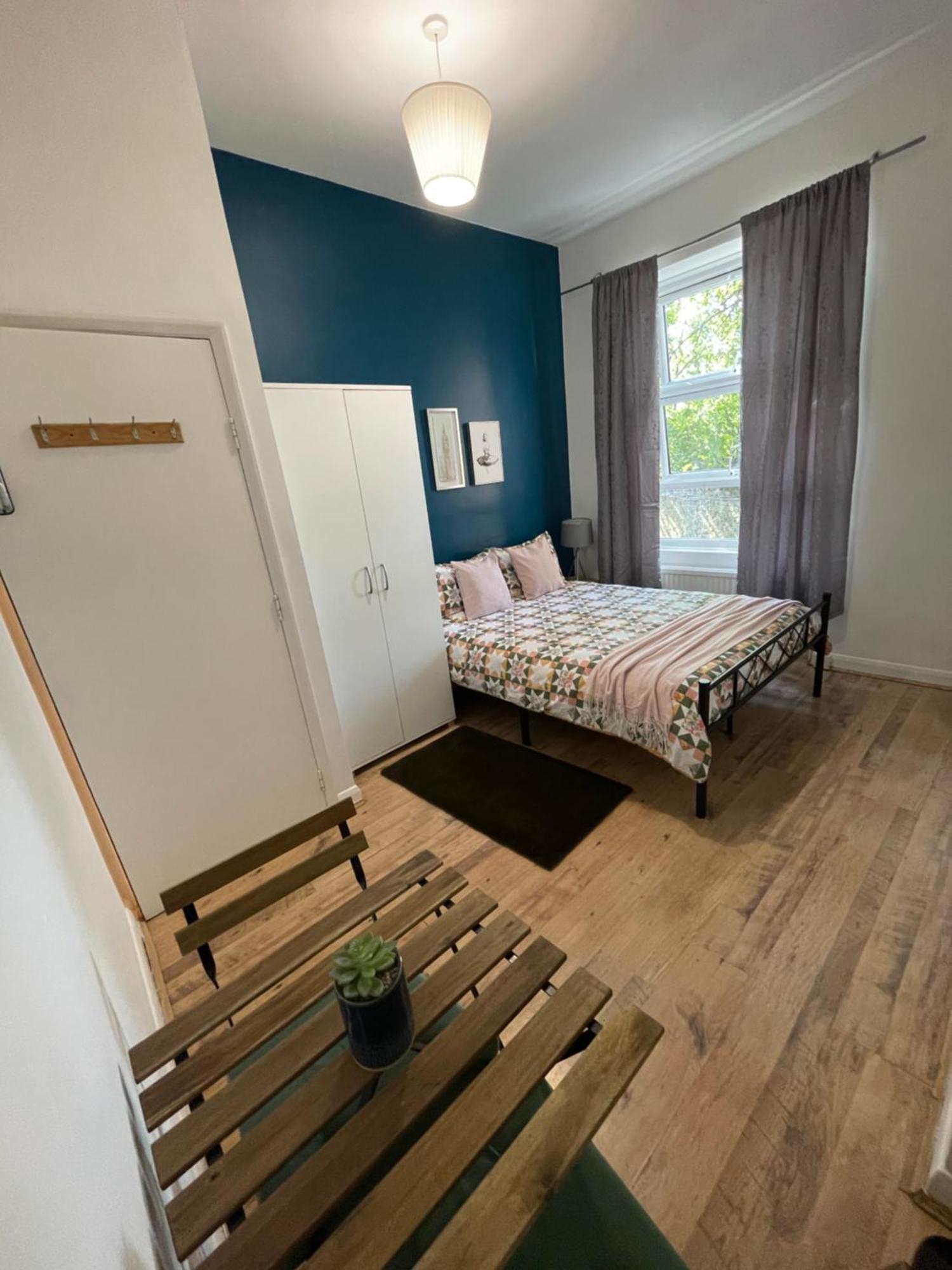 Contemporary Private Rooms Near Central Londra Dış mekan fotoğraf