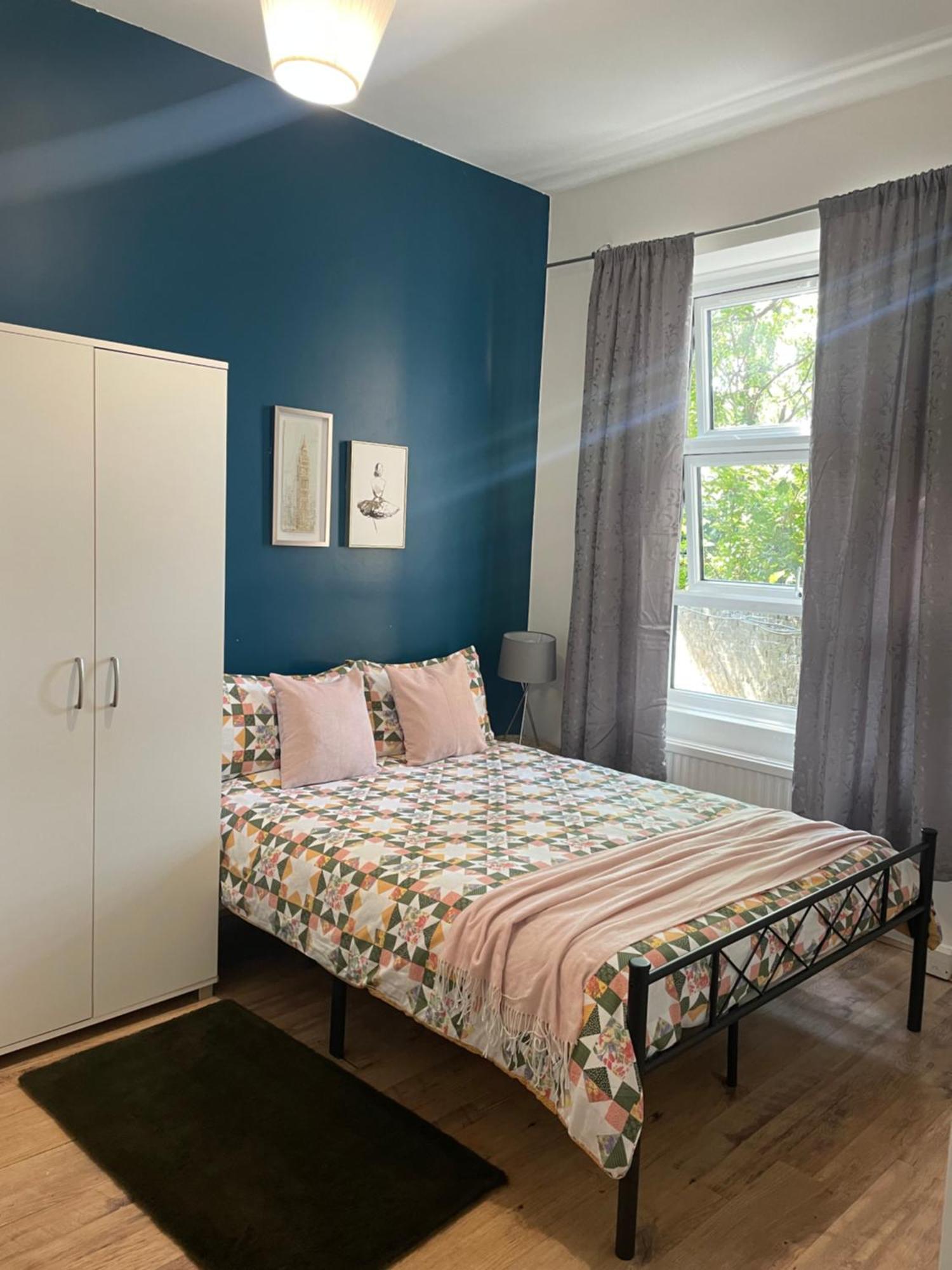 Contemporary Private Rooms Near Central Londra Dış mekan fotoğraf