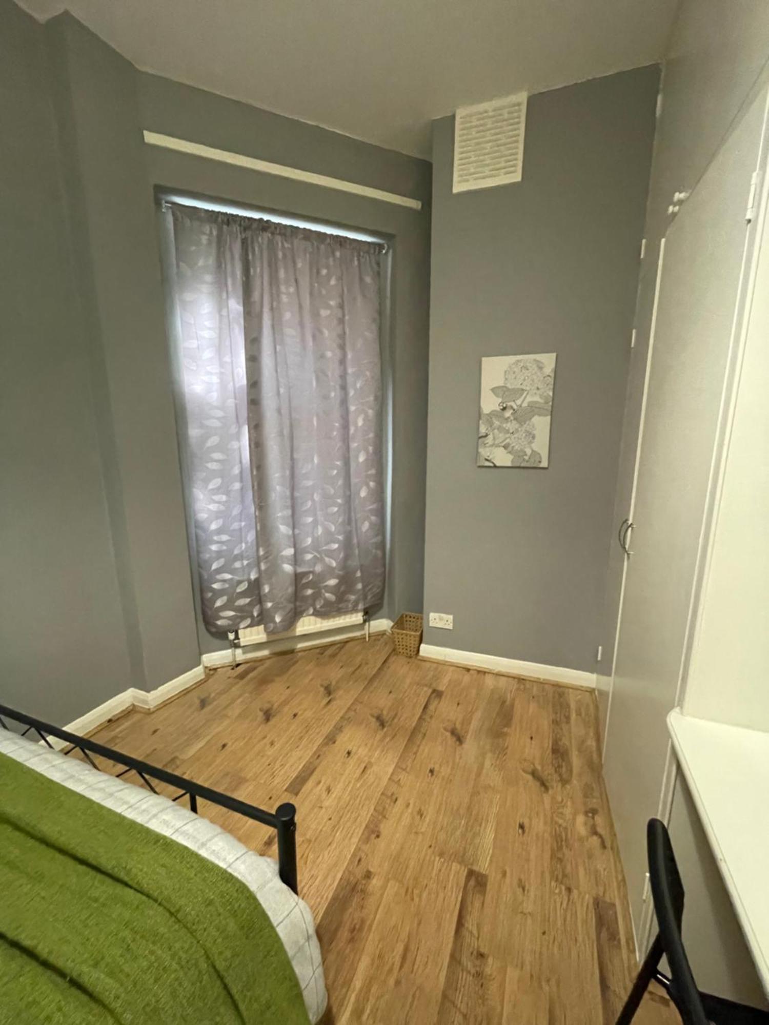 Contemporary Private Rooms Near Central Londra Dış mekan fotoğraf